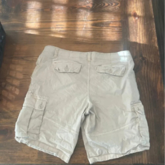 Host Pick! True Craft Men’s Cargo Shorts - Picture 2 of 3